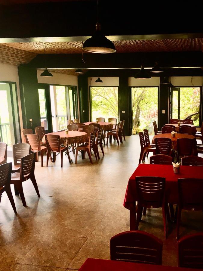Hotel Ba Be Lakeside Bungalow Coc Pouc Exterior foto